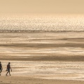 Promeneurs sur la plage de la Mollière d'Aval