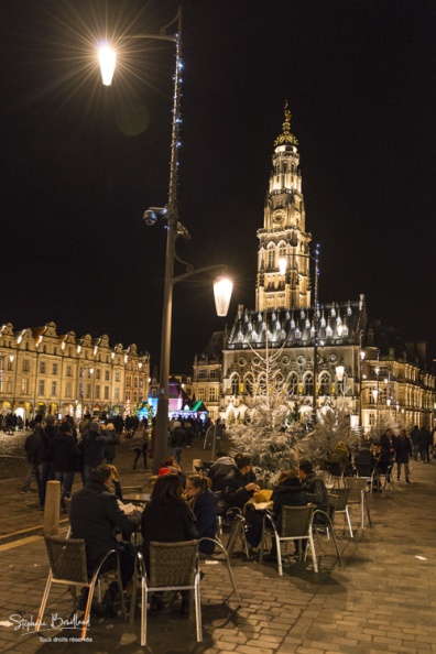 Arras, les places et le marché de Noël