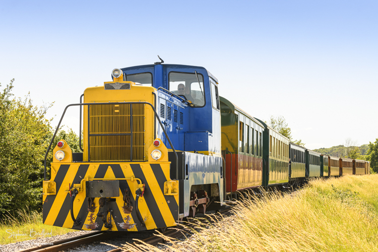 Le petit train de la baie de Somme avec sa locomotive diesel