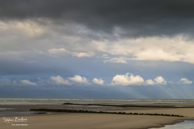 Ciel chargé sur la plage de Berck-sur-mer